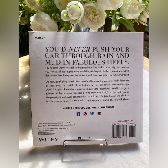 New DO YOU SPEAK SHOE LOVER BOOK - Picture 7 of 10